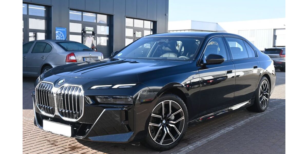 BMW 740 55.000 km 109.900 &euro; Jüterbog 14913