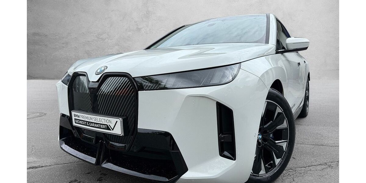 BMW iX 14.999 km 73.900 &euro; Grafenau 94481