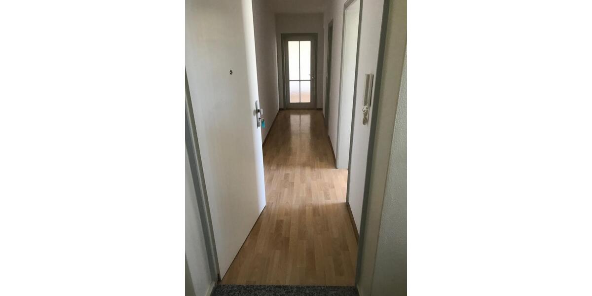 Etagenwohnung Mitterteich - 3 Zimmer, 71 m&sup2;, 465&euro; | Angebot:25603827