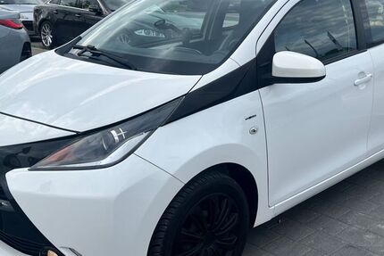 Toyota Aygo (X) 118.920 km 7.900 &euro; Nürnberg 90431