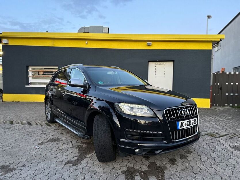 Q7