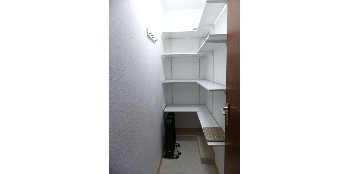 Dachgeschoßwohnung Leer (Ostfriesland) - 3 Zimmer, 90 m&sup2;, 780&euro; | Angebot:26424702