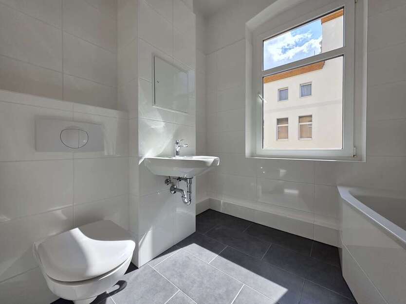 Wohnung zum Mieten in Halle 450 € 43.7 m²