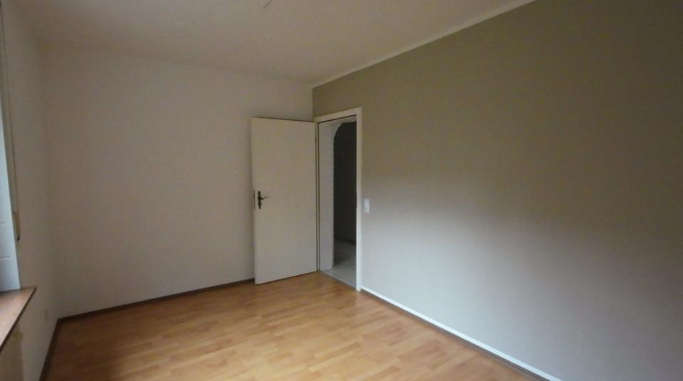 Erdgeschoßwohnung Frankenberg (Eder) - 4 Zimmer, 125 m&sup2;, 999&euro; | Angebot:26410135