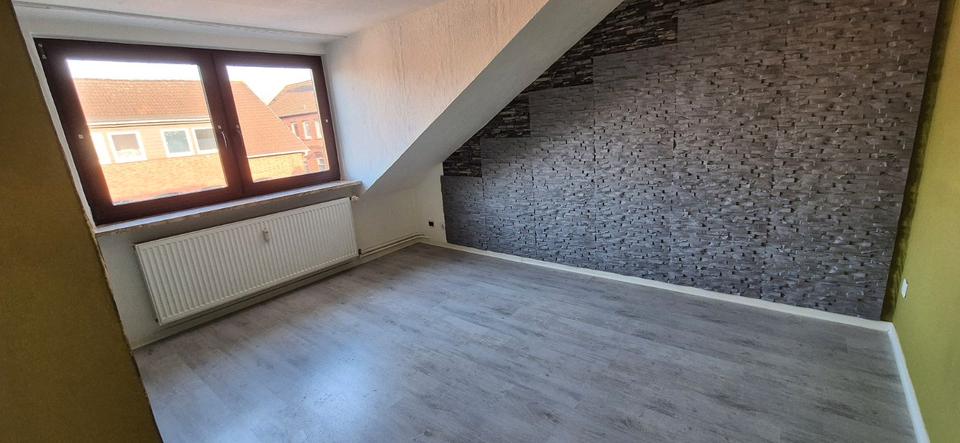 Dachgeschoßwohnung Geestland Bad Bederkesa - 3 Zimmer, 83 m&sup2;, 500&euro; | Angebot:26517278