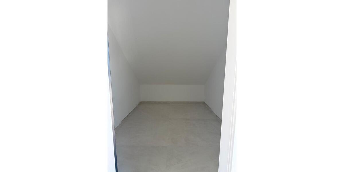 Maisonettenwohnung Nierstein - 5 Zimmer, 121 m&sup2;, 1.950&euro; | Angebot:26405795