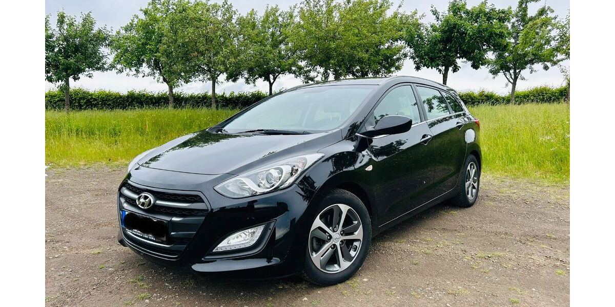 Hyundai i30 118.200 km 7.999 &euro; Aldenhoven 52457
