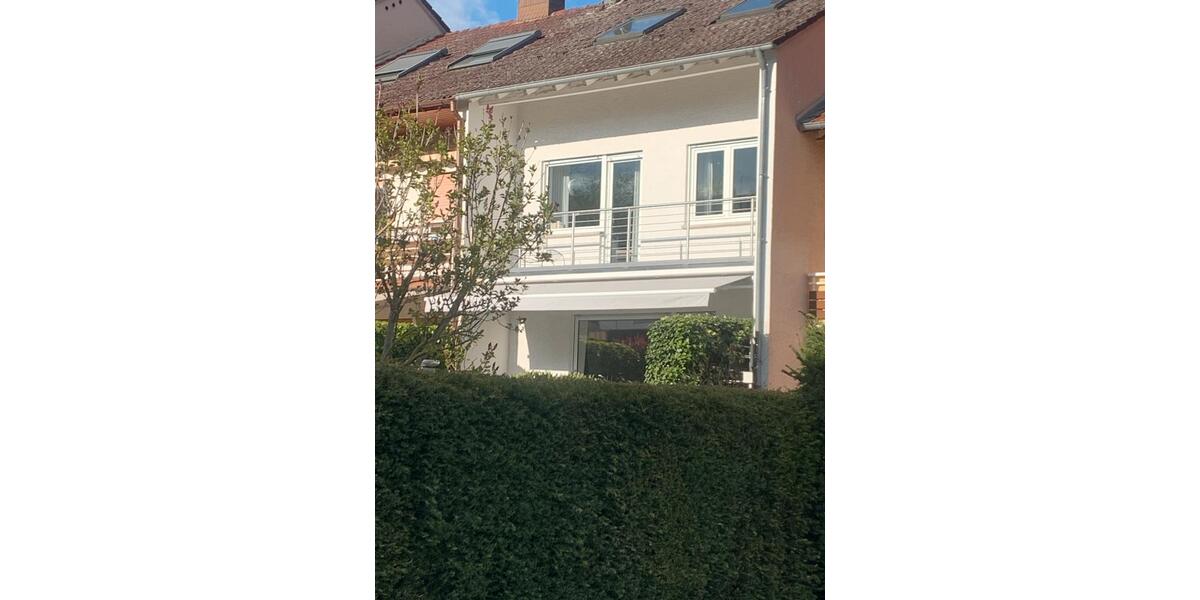 Reihenhaus Wiesbaden Schierstein - 6 Zimmer, 107 m&sup2;, 575.000&euro; | Angebot:24771885