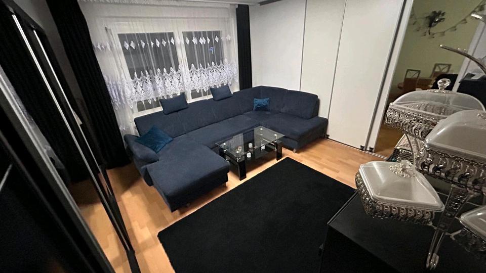 Etagenwohnung Schwalbach am Taunus - 2 Zimmer, 61 m&sup2;, 950&euro; | Angebot:25784281