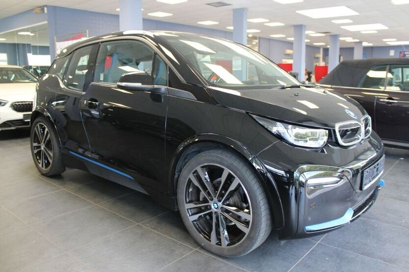 i3