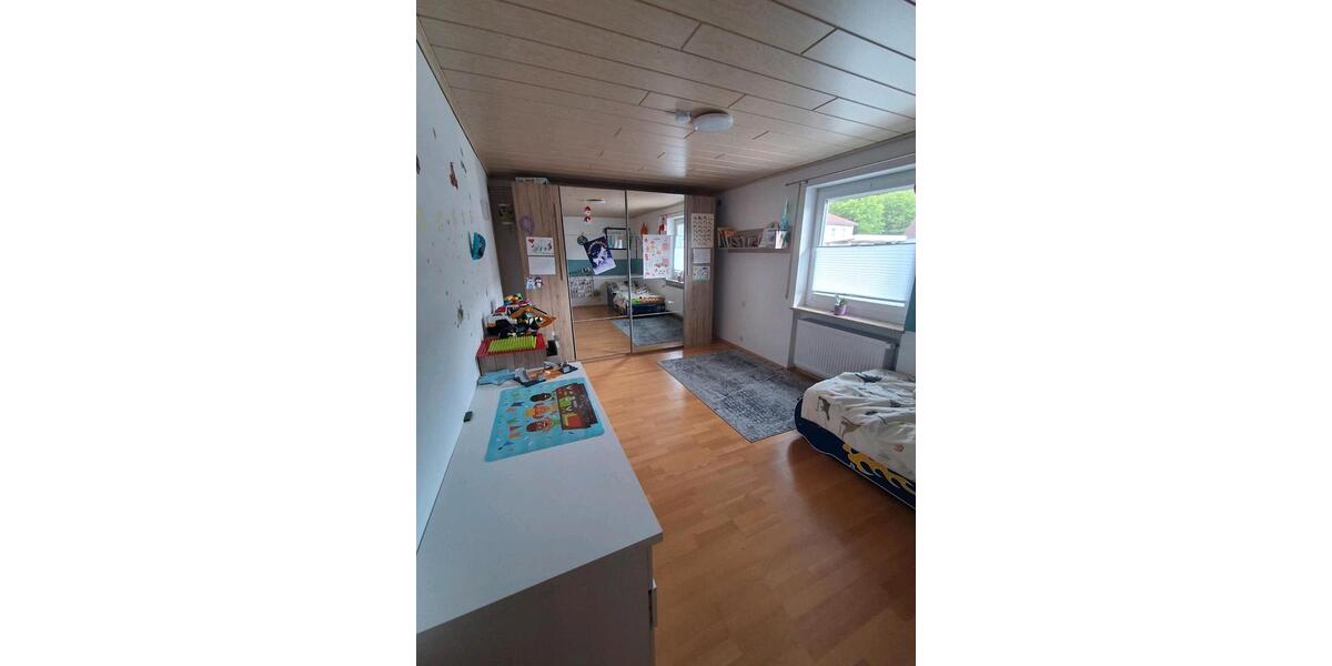 Einfamilienhaus Kelheim - 9 Zimmer, 140 m&sup2;, 535.000&euro; | Angebot:26701125