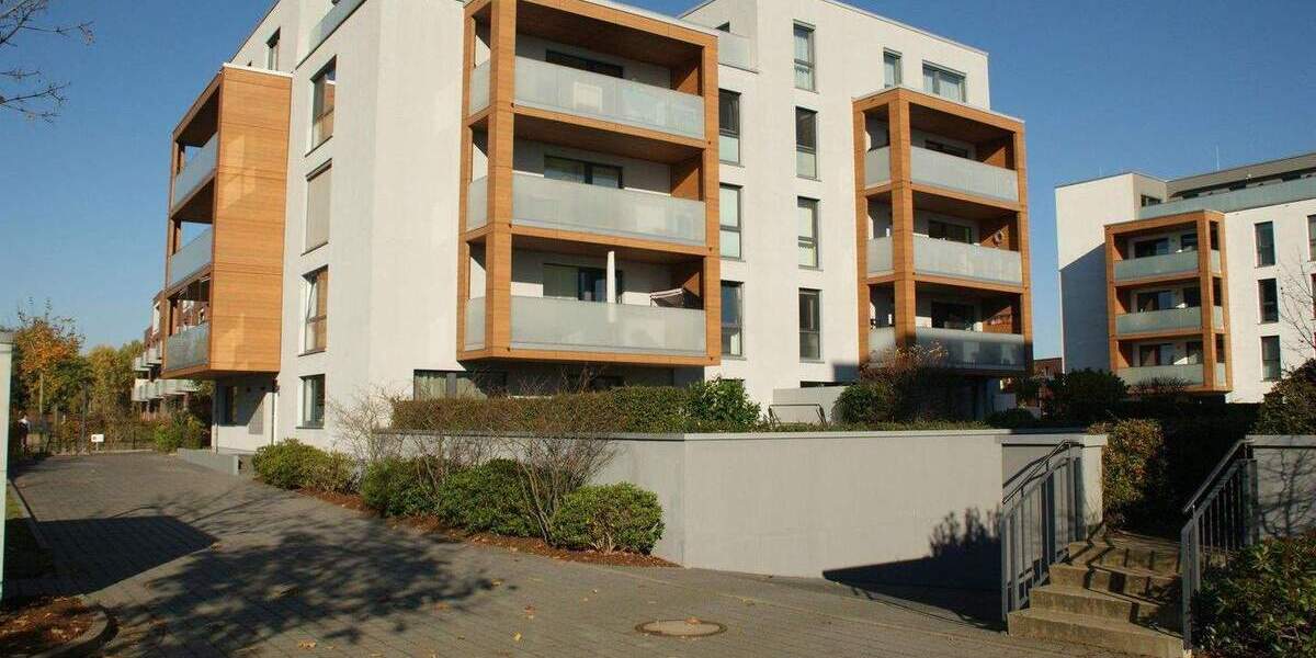 Zauberhafte 4-Zimmer-Whg. mit Süd-Loggia, ruhig und zentral 4 zimmer