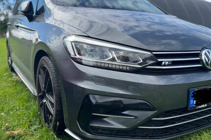 VW Touran 83.000 km 22.999 € thalheim 09380