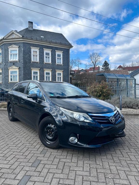 Avensis