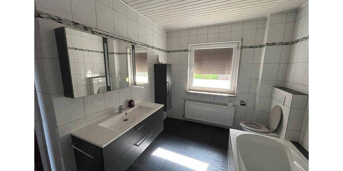Einfamilienhaus Stadthagen - 5 Zimmer, 116 m&sup2;, 240.000&euro; | Angebot:26302405