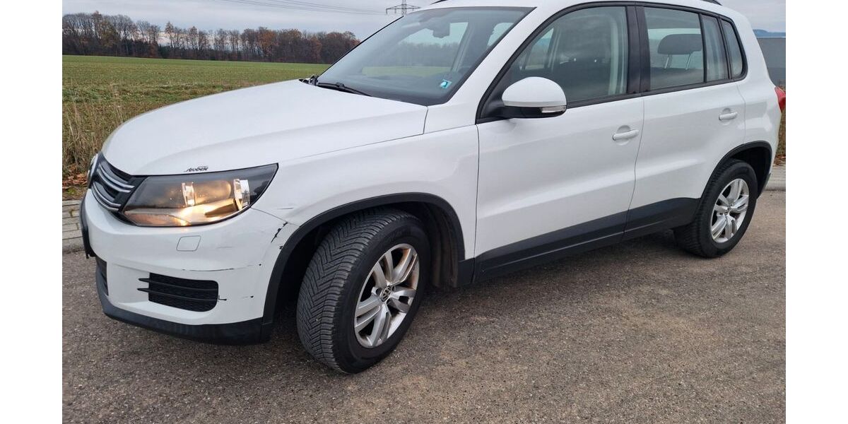 VW Tiguan 171.000 km 8.899 &euro; Schlierbach 73278