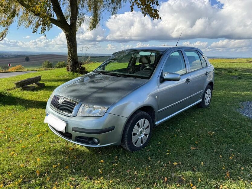 Skoda Fabia 281.000 km 2.200 € Pulsnitz 01896