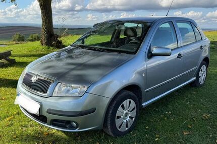 Skoda Fabia 281.000 km 2.400 € Pulsnitz 01896