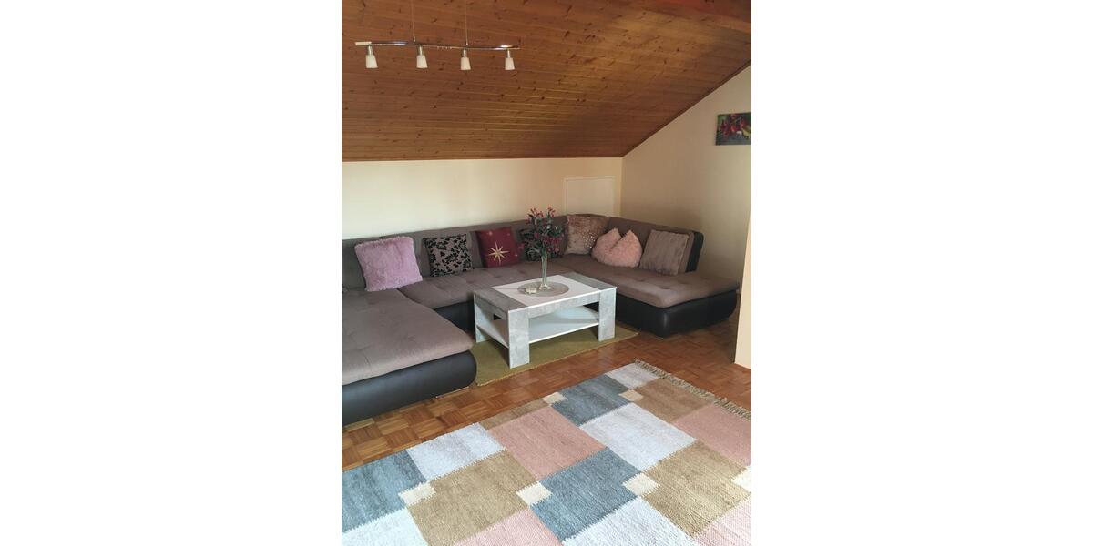 Etagenwohnung Straßkirchen - 2 Zimmer, 70 m&sup2;, 550&euro; | Angebot:26211436