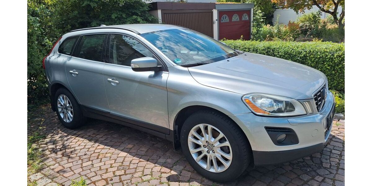Volvo XC60 327.000 km 4.400 &euro; Kirchheim 73230