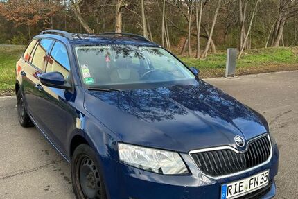Skoda Octavia 129.000 km 8.900 &euro; Strehla 01616