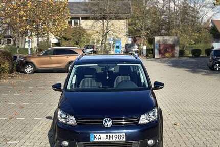 VW Touran 187.000 km 7.699 &euro; Karlsruhe 76189