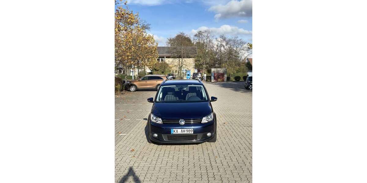 VW Touran 187.000 km 7.699 &euro; Karlsruhe 76189