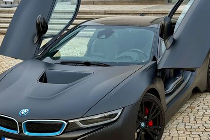 BMW i8 99.000 km 49.900 &euro; München 81827