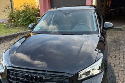 Audi Q2 59.000 km 22.990 &euro; Flossenbürg 92696