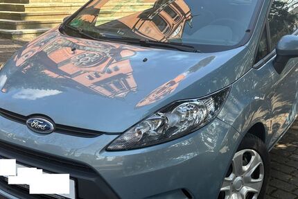 Ford Fiesta 57.000 km 4.999 &euro; Limbach Oberfrohna 09212