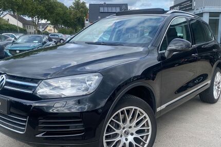 VW Touareg 178.500 km 14.499 € Paderborn 33100