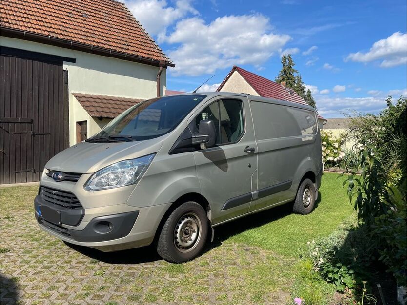 Ford Transit Custom 303.000 km 5.500 € Schönebeck 39218