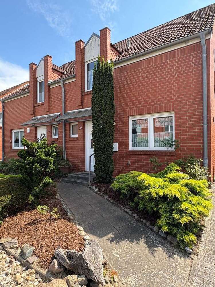 Haus zum Kaufen in Schwerin 267.000 € 119 m²