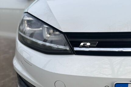 VW Golf 208.000 km 13.700 &euro; Berlin 13057