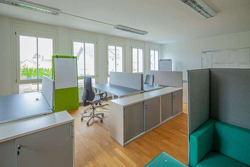 Büro in Baierbrunn 349 € 8 m²