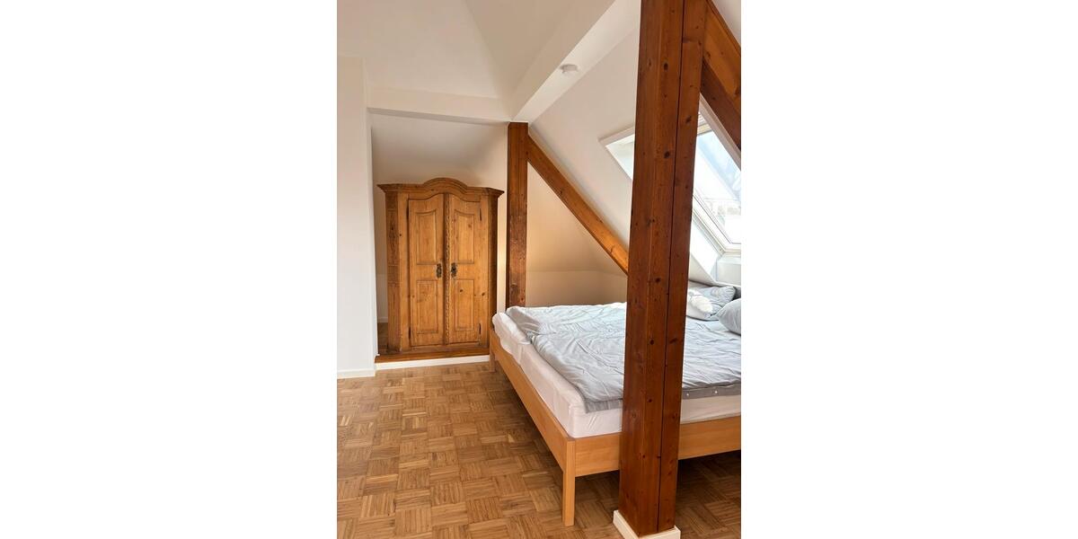 Dachgeschoßwohnung Haar - 2 Zimmer, 53 m&sup2;, 1.650&euro; | Angebot:25362031
