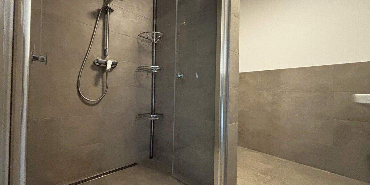 Etagenwohnung Bremerhaven Lehe - 2 Zimmer, 69 m&sup2;, 830&euro; | Angebot:25626811