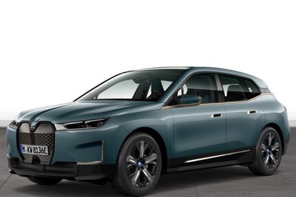 BMW iX 48.859 km 46.900 &euro; Berlin 12683