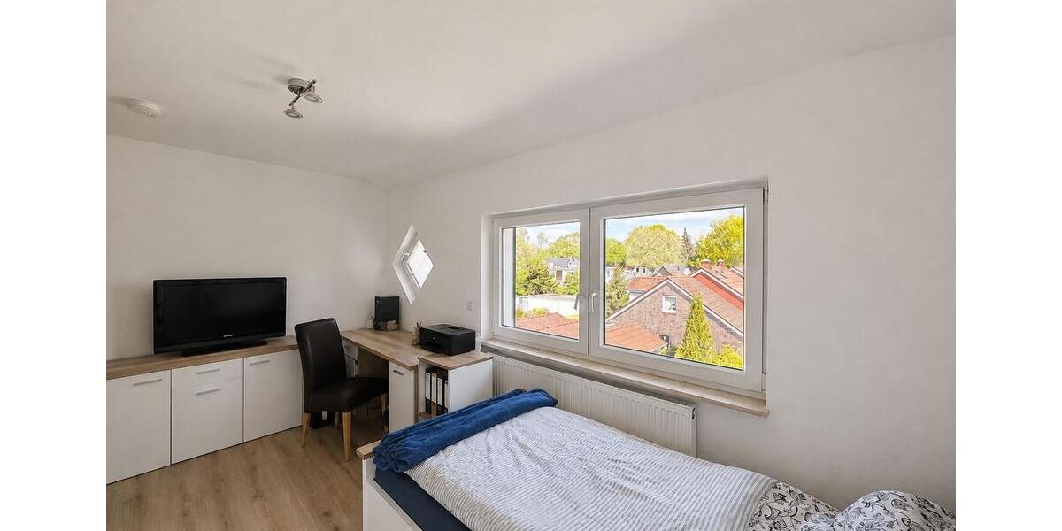 Dachgeschoßwohnung Westerstede - 3 Zimmer, 98 m&sup2;, 960&euro; | Angebot:26599586
