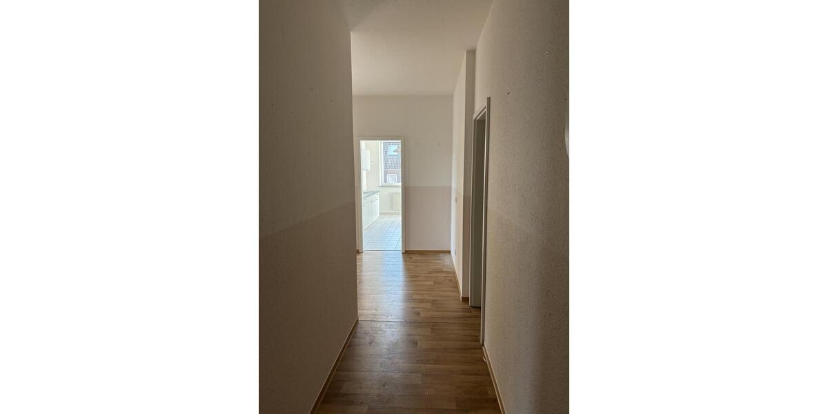 Etagenwohnung Ludwigslust - 2 Zimmer, 75 m&sup2;, 565&euro; | Angebot:26234211