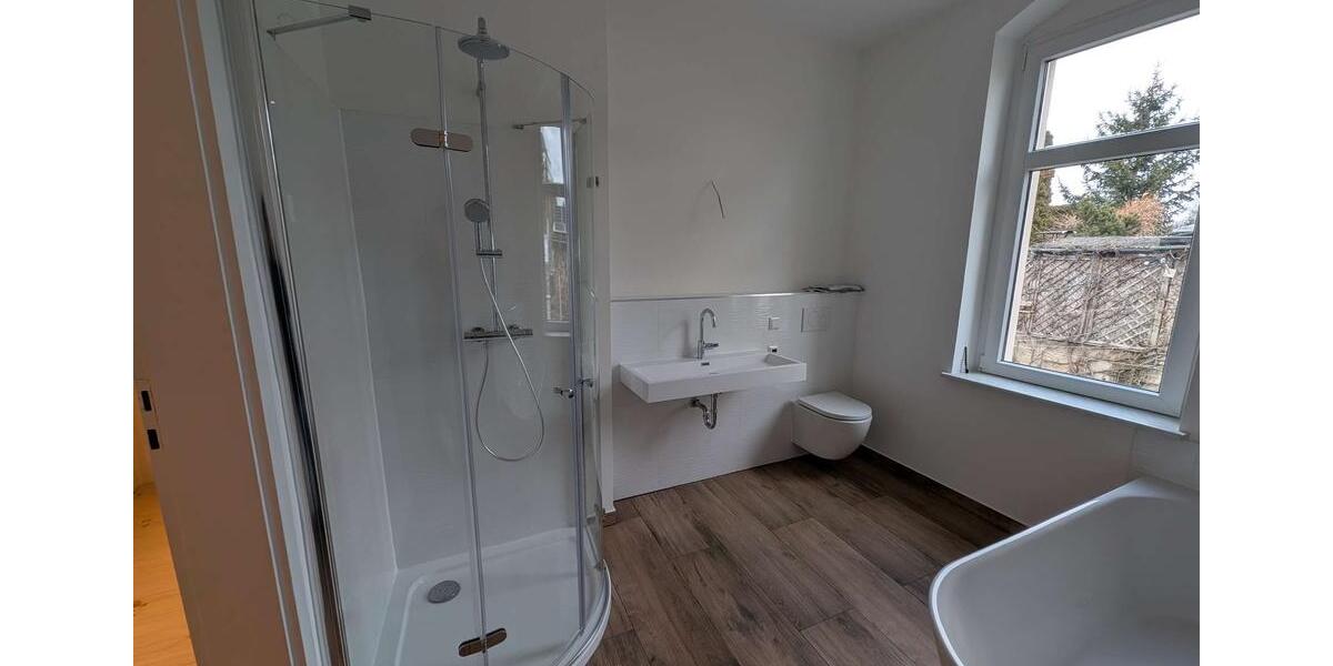 Etagenwohnung Meißen - 5 Zimmer, 100 m&sup2;, 1.000&euro; | Angebot:25442763