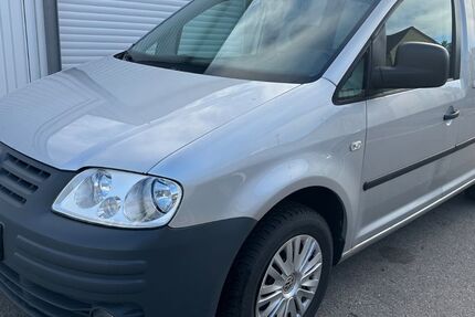 VW Caddy 281.500 km 2.499 &euro; Augsburg 86154