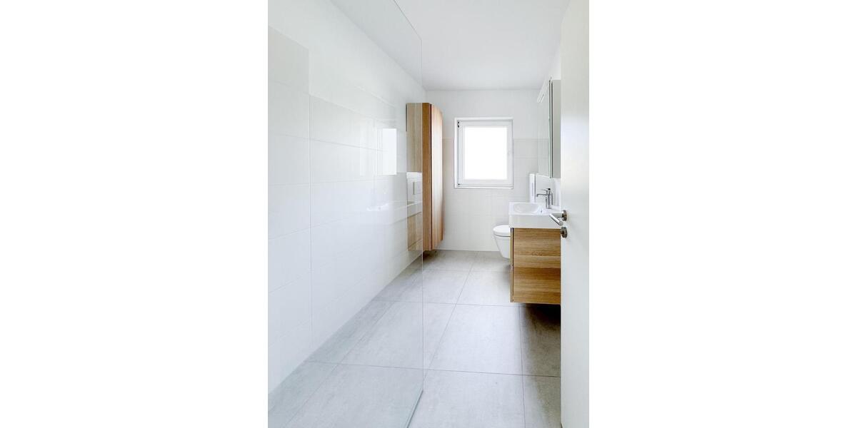 Charmante Mehrfamilien-Doppelhaushälfte mit Keller | Saniert 7 zimmer