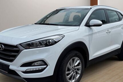 Hyundai TUCSON 62.500 km 15.800 € Obersulm-Willsbach 74182
