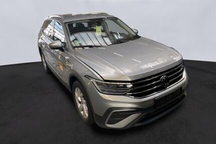 VW Tiguan Allspace 32.726 km 29.940 &euro; Dessau-Roßlau 06842