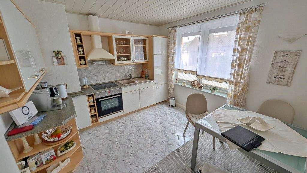 Einfamilienhaus Schleusingen - 6 Zimmer, 165 m&sup2;, 199.500&euro; | Angebot:25679332