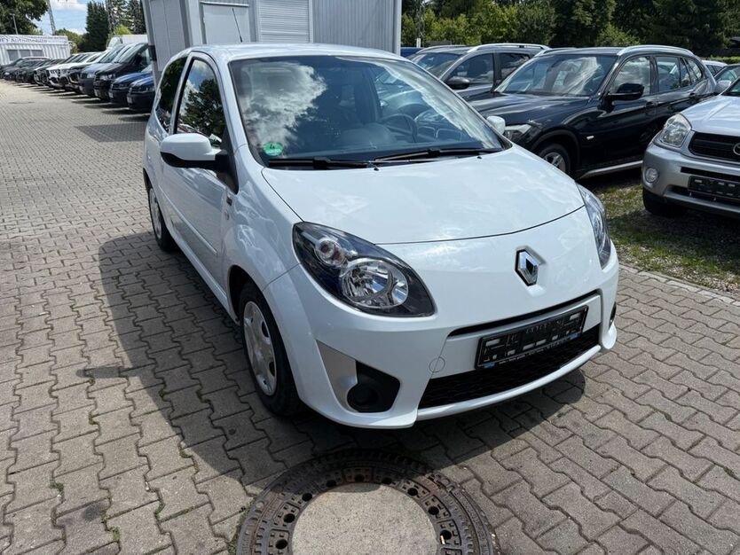 Renault Twingo 60.296 km 2.999 € München 81243