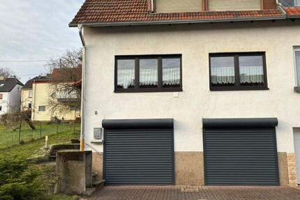 Haus Saarbrücken / Altenkessel Altenkessel - 4 Zimmer, 95 m&sup2;, 158.000&euro; | Angebot:25687901