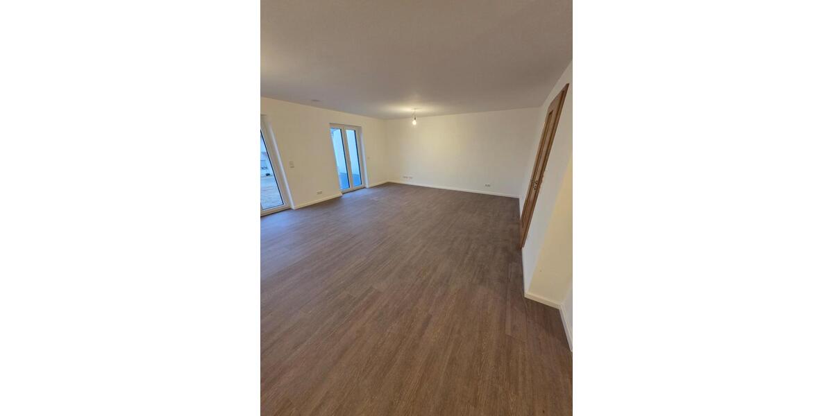 Doppelhaushälfte Simbach - 5 Zimmer, 157 m&sup2;, 1.350&euro; | Angebot:25791493