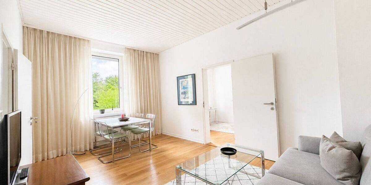 Etagenwohnung Frankfurt am Main Sachsenhausen - 2 Zimmer, 50 m&sup2;, 1.000&euro; | Angebot:26824646